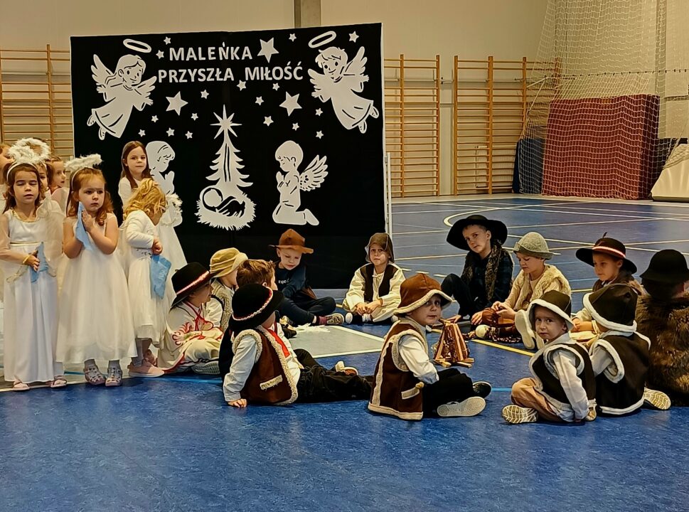 Miniaturka artykułu Jasełka w wykonaniu dzieci z oddziałów przedszkolnych 0a, 0b, 0c